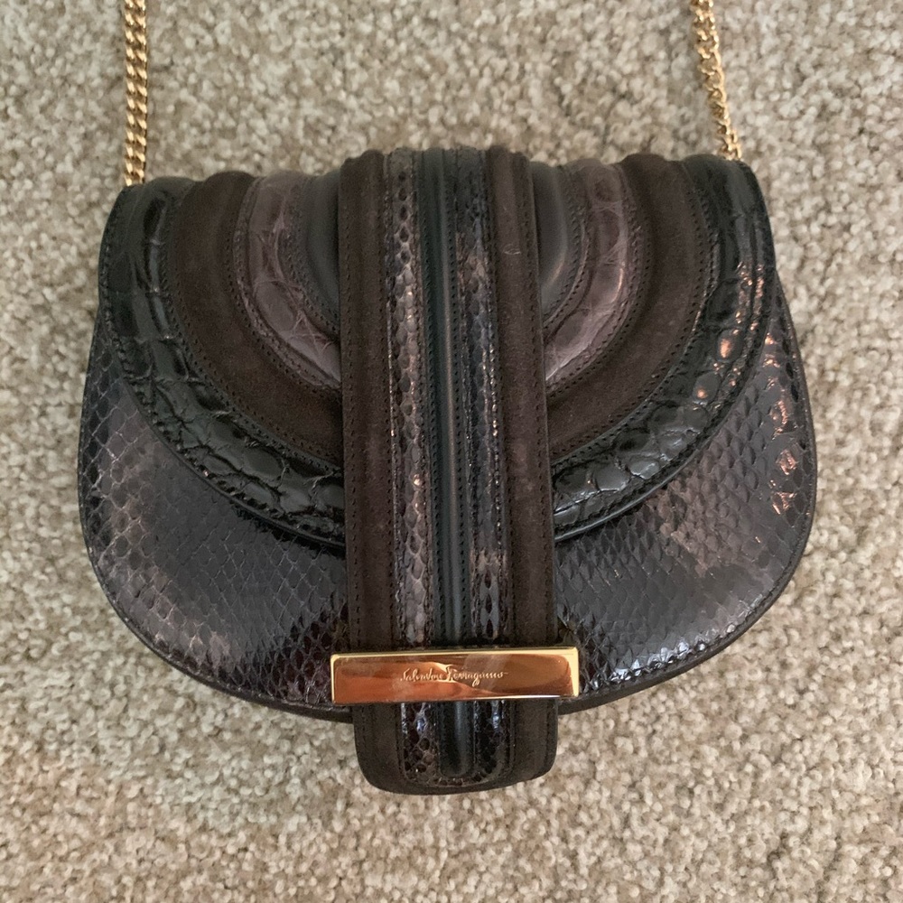Stunning Ferragamo purse with gold accent